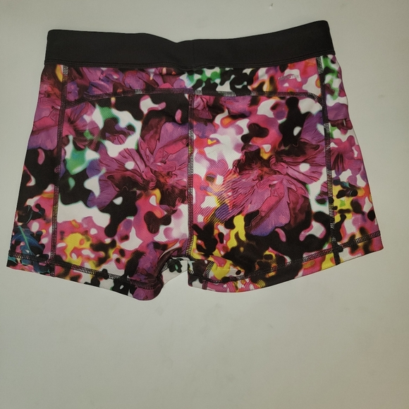 NWT Adidas Techfit Compression Shorts Size M Multicolor - Picture 2 of 8